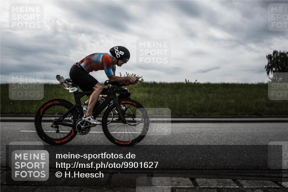 21.06.2026 - 29. Vierlanden-Triathlon H.Heesch http://msf.ph/oto/9901627 21.06.2026 09:27:00 Radfahren 75, 90, 197, 230, 1355 meine-sportfotos.de