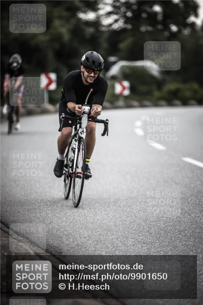 21.06.2026 - 29. Vierlanden-Triathlon H.Heesch http://msf.ph/oto/9901650 21.06.2026 09:36:00 Radfahren 75, 86, 90, 176, 200 meine-sportfotos.de