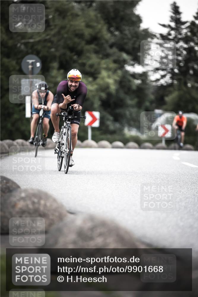 21.06.2026 - 29. Vierlanden-Triathlon H.Heesch http://msf.ph/oto/9901668 21.06.2026 10:12:12 Radfahren 39, 357, 359, 454 meine-sportfotos.de