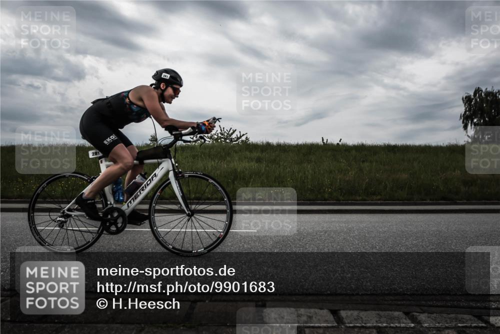 21.06.2026 - 29. Vierlanden-Triathlon H.Heesch http://msf.ph/oto/9901683 21.06.2026 09:29:50 Radfahren 88, 281 meine-sportfotos.de