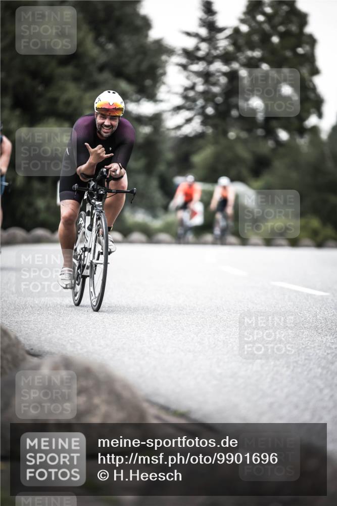 21.06.2026 - 29. Vierlanden-Triathlon H.Heesch http://msf.ph/oto/9901696 21.06.2026 10:12:12 Radfahren 39, 357, 359, 454 meine-sportfotos.de