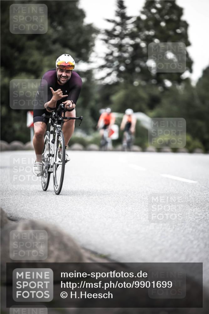 21.06.2026 - 29. Vierlanden-Triathlon H.Heesch http://msf.ph/oto/9901699 21.06.2026 10:12:12 Radfahren 39, 357, 359, 454 meine-sportfotos.de