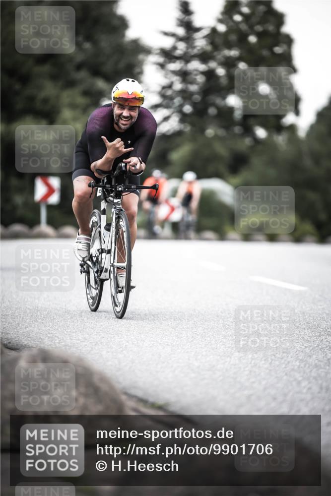 21.06.2026 - 29. Vierlanden-Triathlon H.Heesch http://msf.ph/oto/9901706 21.06.2026 10:12:12 Radfahren 39, 357, 359, 454 meine-sportfotos.de