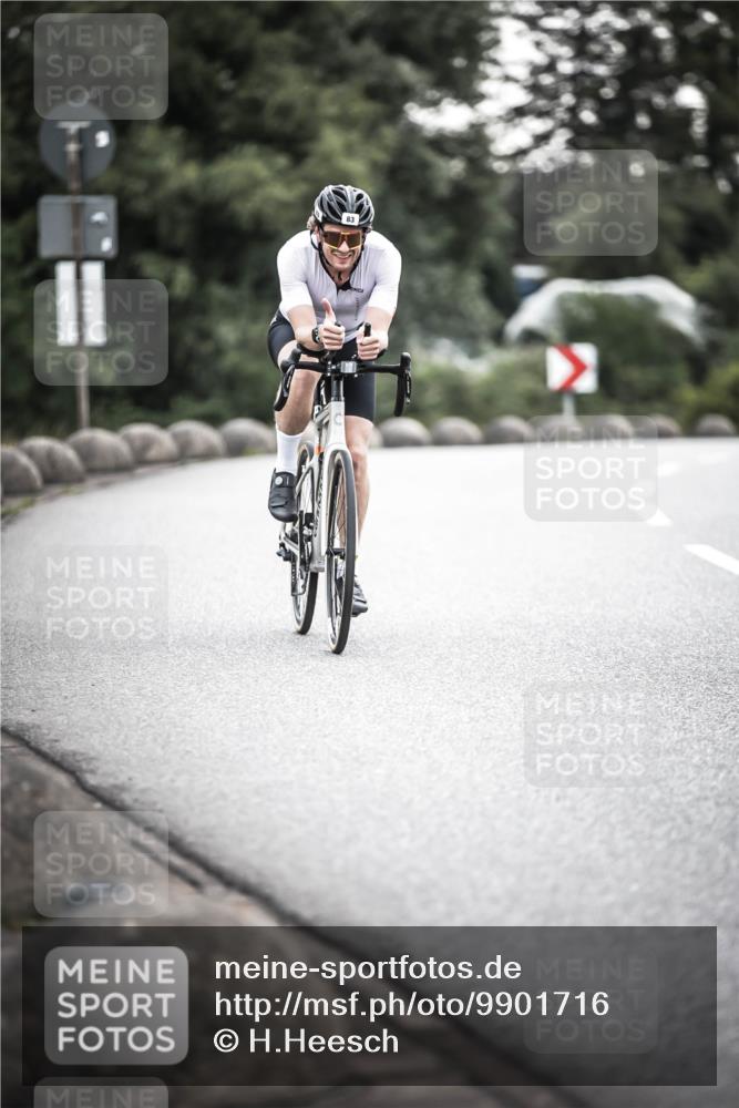 21.06.2026 - 29. Vierlanden-Triathlon H.Heesch http://msf.ph/oto/9901716 21.06.2026 09:37:07 Radfahren 83 meine-sportfotos.de