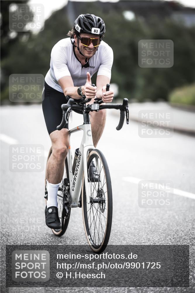 21.06.2026 - 29. Vierlanden-Triathlon H.Heesch http://msf.ph/oto/9901725 21.06.2026 09:37:08 Radfahren 83, 261 meine-sportfotos.de