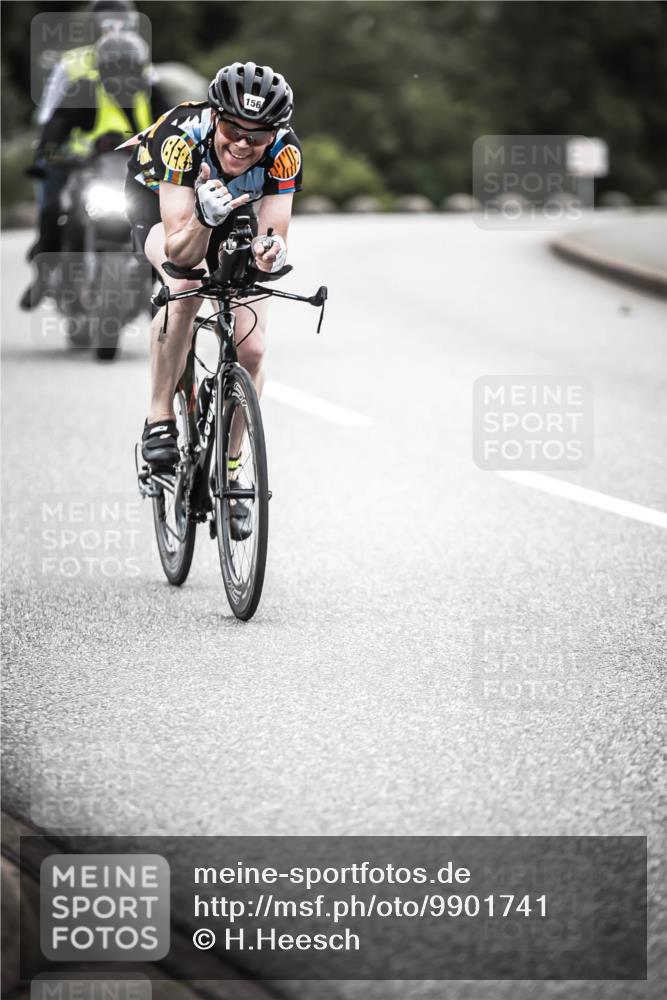 21.06.2026 - 29. Vierlanden-Triathlon H.Heesch http://msf.ph/oto/9901741 21.06.2026 09:37:57 Radfahren 2, 156 meine-sportfotos.de