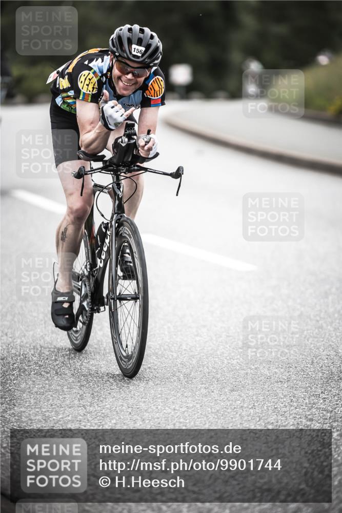 21.06.2026 - 29. Vierlanden-Triathlon H.Heesch http://msf.ph/oto/9901744 21.06.2026 09:37:58 Radfahren 2, 156 meine-sportfotos.de