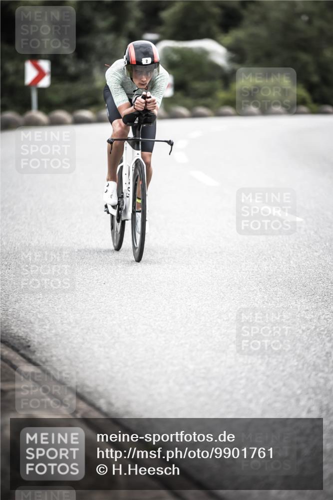 21.06.2026 - 29. Vierlanden-Triathlon H.Heesch http://msf.ph/oto/9901761 21.06.2026 09:38:05 Radfahren 2 meine-sportfotos.de