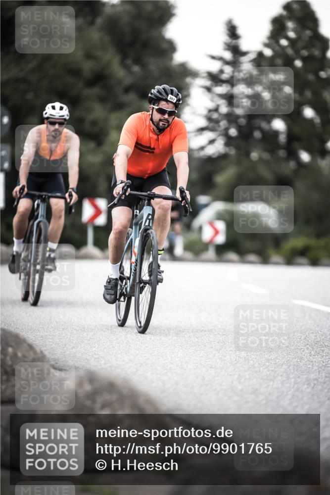 21.06.2026 - 29. Vierlanden-Triathlon H.Heesch http://msf.ph/oto/9901765 21.06.2026 10:12:18 Radfahren 96, 357, 359 meine-sportfotos.de