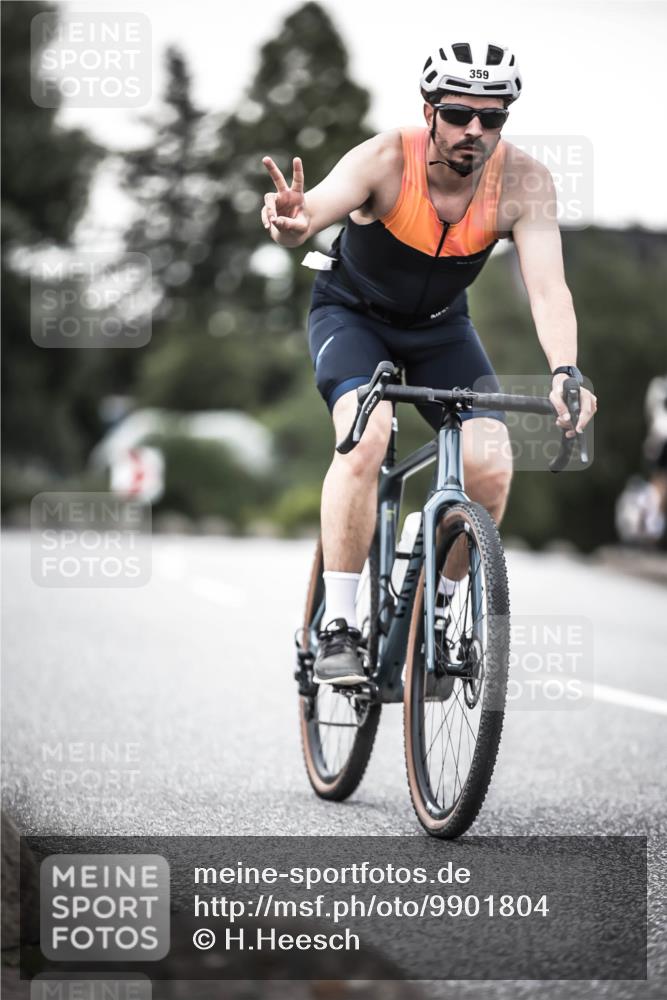 21.06.2026 - 29. Vierlanden-Triathlon H.Heesch http://msf.ph/oto/9901804 21.06.2026 10:12:19 Radfahren 96, 357, 359 meine-sportfotos.de
