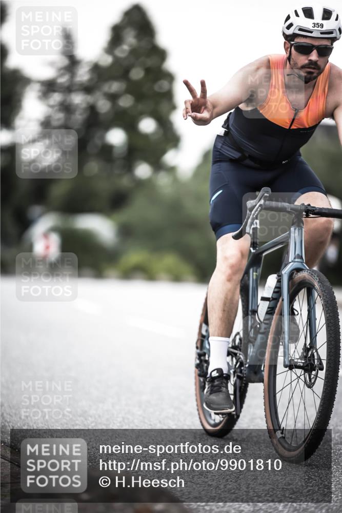 21.06.2026 - 29. Vierlanden-Triathlon H.Heesch http://msf.ph/oto/9901810 21.06.2026 10:12:19 Radfahren 96, 357, 359 meine-sportfotos.de