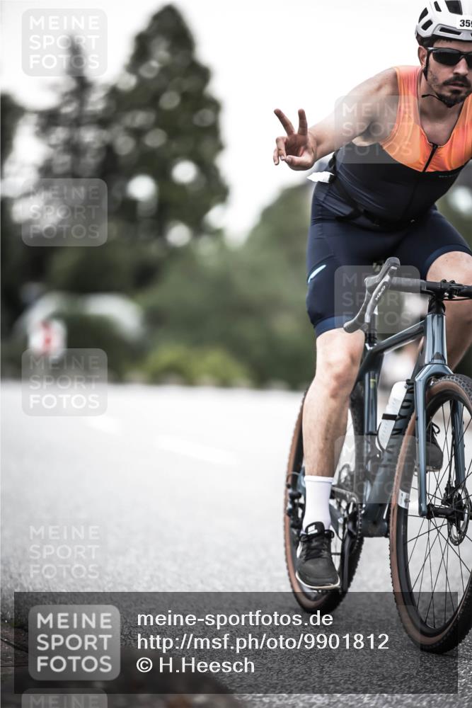 21.06.2026 - 29. Vierlanden-Triathlon H.Heesch http://msf.ph/oto/9901812 21.06.2026 10:12:19 Radfahren 96, 357, 359 meine-sportfotos.de