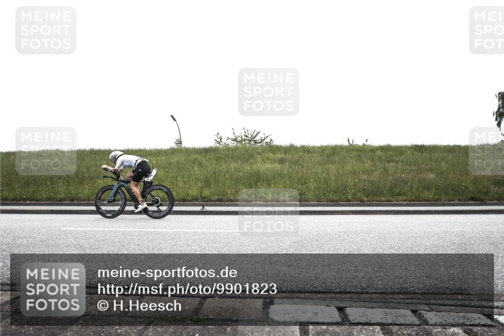 21.06.2026 - 29. Vierlanden-Triathlon H.Heesch http://msf.ph/oto/9901823 21.06.2026 09:35:04 Radfahren 98, 231 meine-sportfotos.de