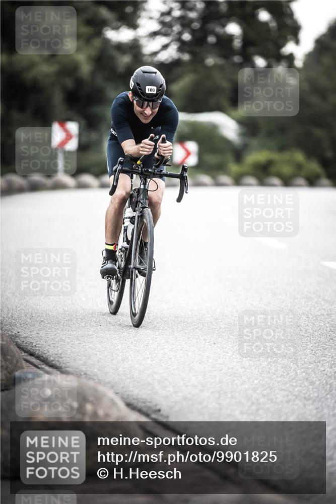 21.06.2026 - 29. Vierlanden-Triathlon H.Heesch http://msf.ph/oto/9901825 21.06.2026 09:39:28 Radfahren 22, 92, 100 meine-sportfotos.de