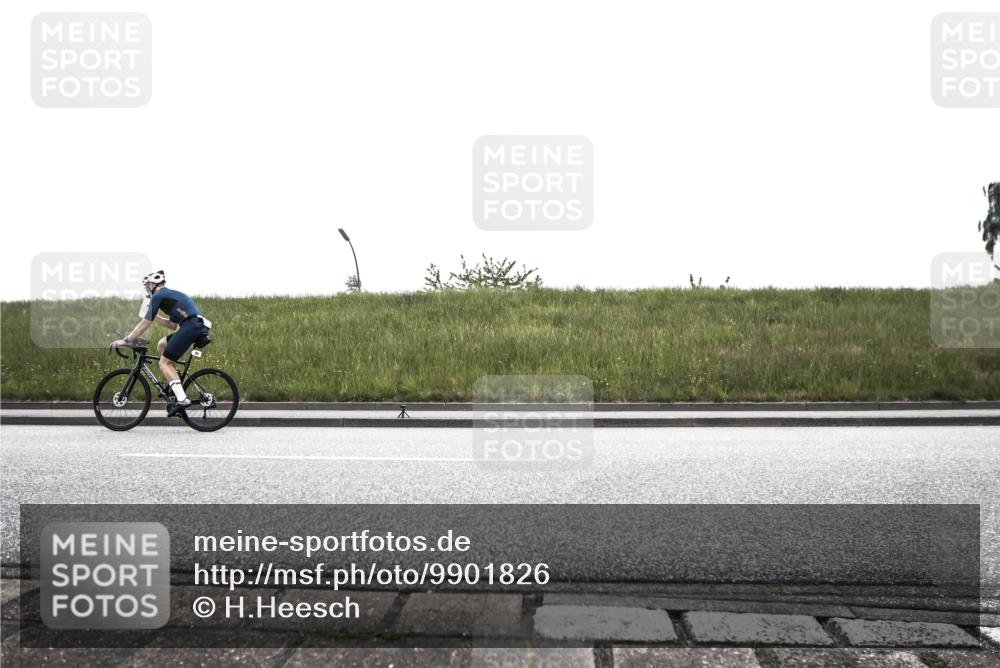 21.06.2026 - 29. Vierlanden-Triathlon H.Heesch http://msf.ph/oto/9901826 21.06.2026 09:35:06 Radfahren 98 meine-sportfotos.de