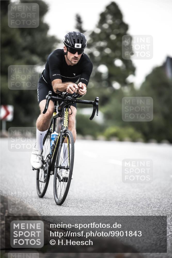 21.06.2026 - 29. Vierlanden-Triathlon H.Heesch http://msf.ph/oto/9901843 21.06.2026 10:12:23 Radfahren 96, 181, 256, 359 meine-sportfotos.de