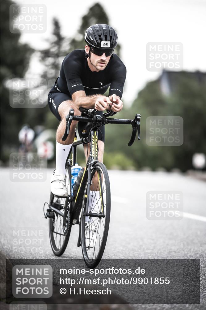 21.06.2026 - 29. Vierlanden-Triathlon H.Heesch http://msf.ph/oto/9901855 21.06.2026 10:12:23 Radfahren 96, 181, 256, 359 meine-sportfotos.de