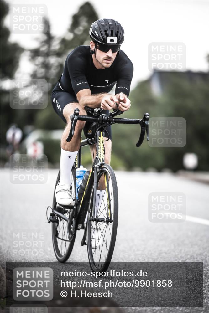 21.06.2026 - 29. Vierlanden-Triathlon H.Heesch http://msf.ph/oto/9901858 21.06.2026 10:12:23 Radfahren 96, 181, 256, 359 meine-sportfotos.de