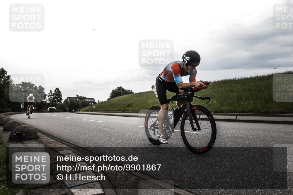 21.06.2026 - 29. Vierlanden-Triathlon H.Heesch http://msf.ph/oto/9901867 21.06.2026 09:27:01 Radfahren 75, 197, 1355 meine-sportfotos.de