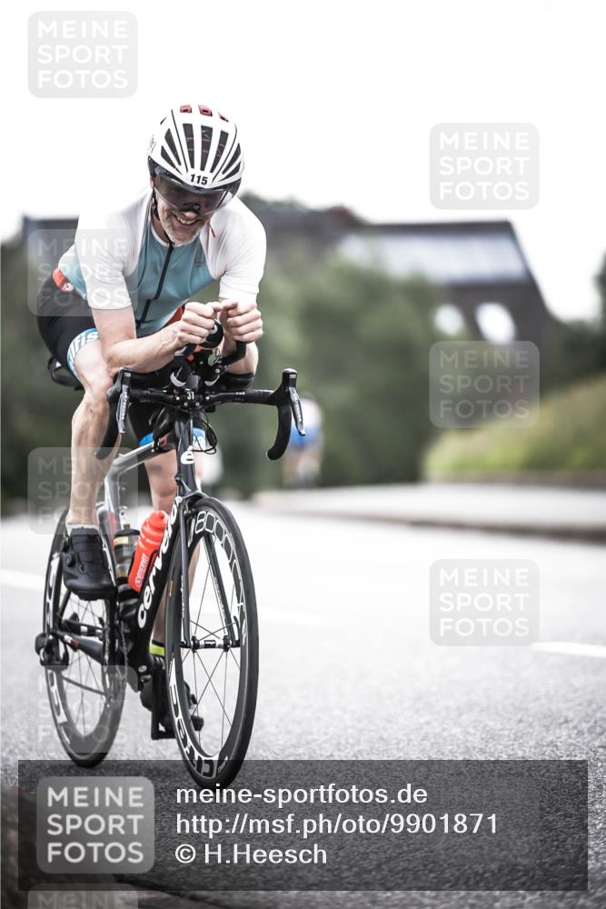 21.06.2026 - 29. Vierlanden-Triathlon H.Heesch http://msf.ph/oto/9901871 21.06.2026 09:40:50 Radfahren 36, 64, 115 meine-sportfotos.de