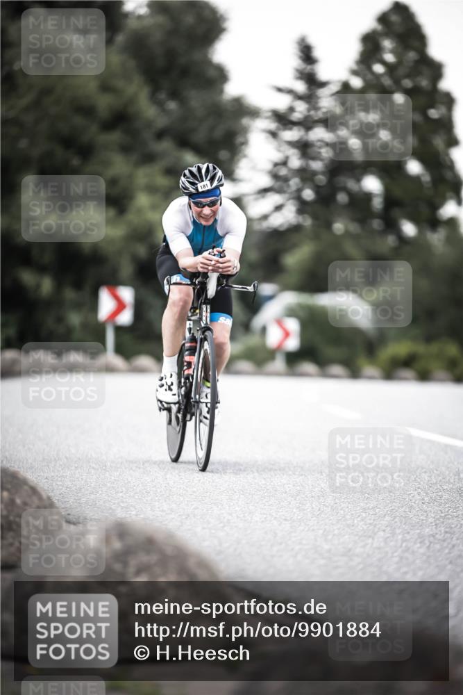 21.06.2026 - 29. Vierlanden-Triathlon H.Heesch http://msf.ph/oto/9901884 21.06.2026 10:12:27 Radfahren 181, 256 meine-sportfotos.de