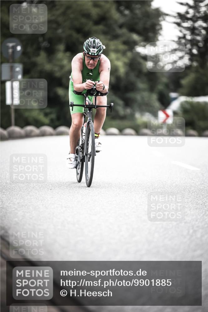 21.06.2026 - 29. Vierlanden-Triathlon H.Heesch http://msf.ph/oto/9901885 21.06.2026 09:41:33 Radfahren 146, 205 meine-sportfotos.de