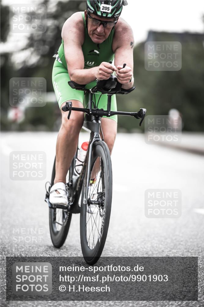 21.06.2026 - 29. Vierlanden-Triathlon H.Heesch http://msf.ph/oto/9901903 21.06.2026 09:41:34 Radfahren 146, 205 meine-sportfotos.de