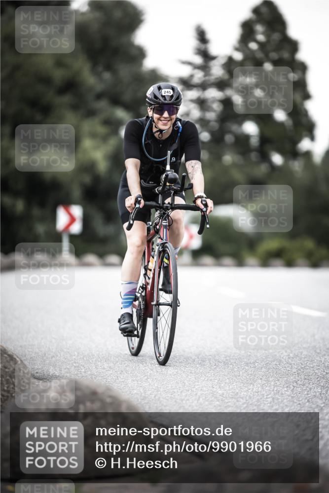 21.06.2026 - 29. Vierlanden-Triathlon H.Heesch http://msf.ph/oto/9901966 21.06.2026 10:12:41 Radfahren 245 meine-sportfotos.de