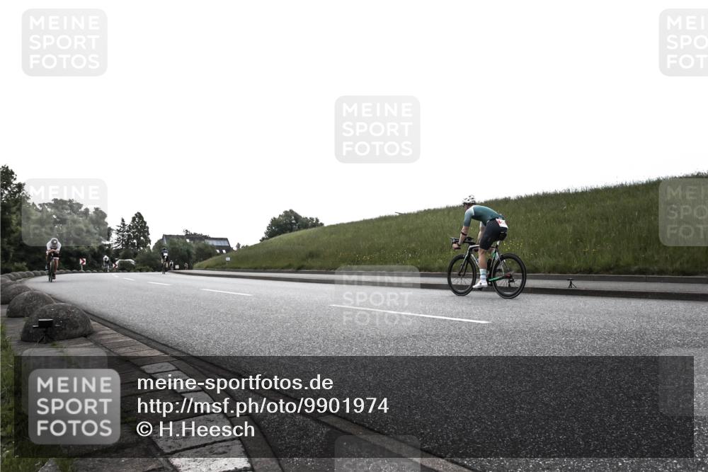 21.06.2026 - 29. Vierlanden-Triathlon H.Heesch http://msf.ph/oto/9901974 21.06.2026 09:30:11 Radfahren 119, 174, 232 meine-sportfotos.de