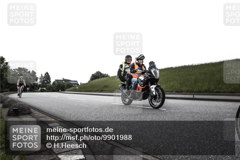 21.06.2026 - 29. Vierlanden-Triathlon H.Heesch http://msf.ph/oto/9901988 21.06.2026 09:30:23 Radfahren 80, 133, 246 meine-sportfotos.de