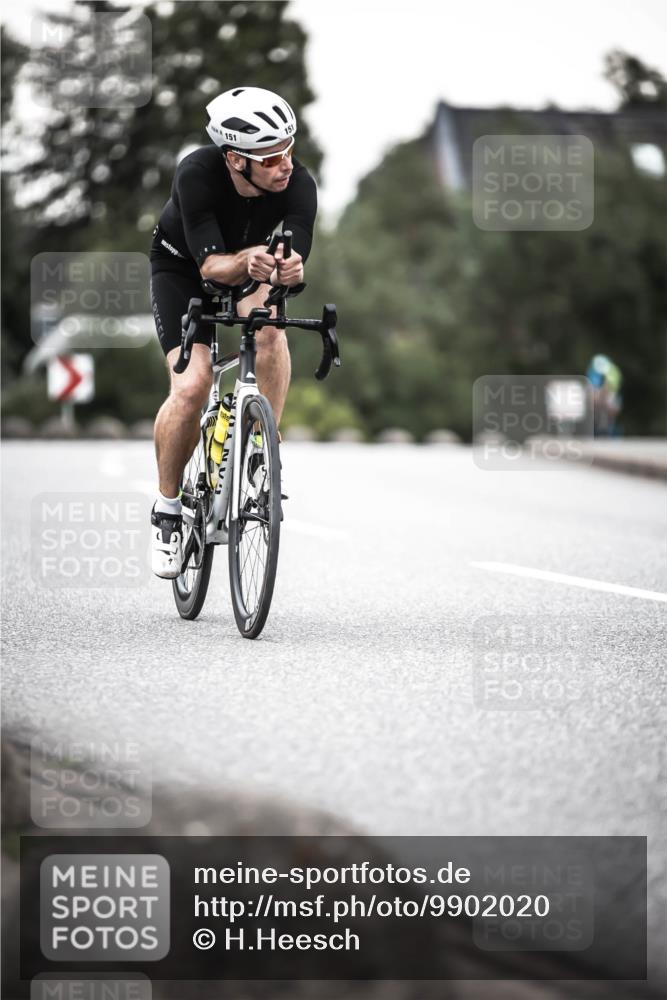 21.06.2026 - 29. Vierlanden-Triathlon H.Heesch http://msf.ph/oto/9902020 21.06.2026 10:12:55 Radfahren 151 meine-sportfotos.de