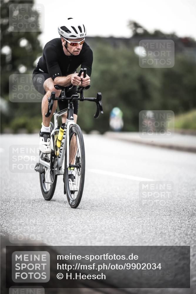 21.06.2026 - 29. Vierlanden-Triathlon H.Heesch http://msf.ph/oto/9902034 21.06.2026 10:12:55 Radfahren 151 meine-sportfotos.de