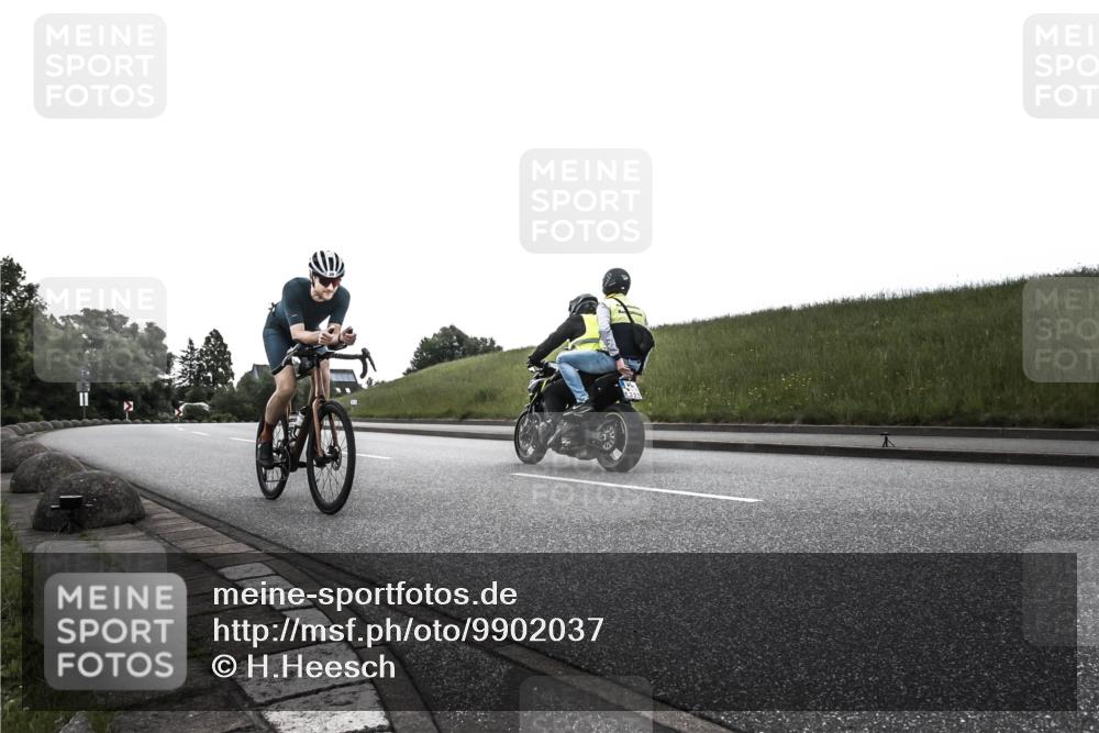 21.06.2026 - 29. Vierlanden-Triathlon H.Heesch http://msf.ph/oto/9902037 21.06.2026 09:31:58 Radfahren 29 meine-sportfotos.de