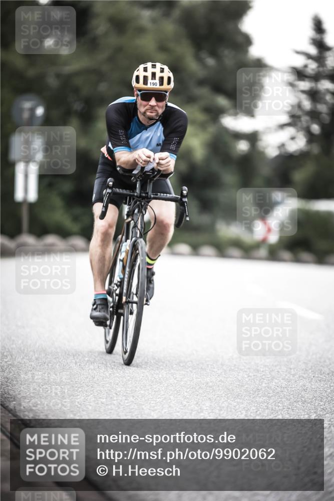 21.06.2026 - 29. Vierlanden-Triathlon H.Heesch http://msf.ph/oto/9902062 21.06.2026 09:44:24 Radfahren 63, 74, 183, 190, 302 meine-sportfotos.de