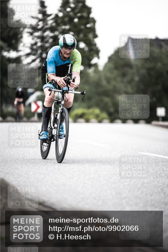 21.06.2026 - 29. Vierlanden-Triathlon H.Heesch http://msf.ph/oto/9902066 21.06.2026 10:13:03 Radfahren 48, 70, 180, 232, 429 meine-sportfotos.de