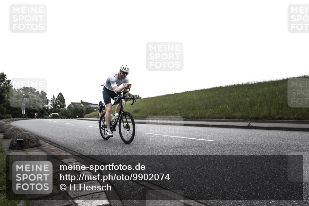 21.06.2026 - 29. Vierlanden-Triathlon H.Heesch http://msf.ph/oto/9902074 21.06.2026 09:33:17 Radfahren 68 meine-sportfotos.de