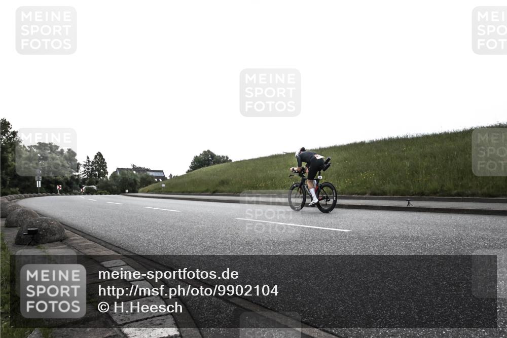 21.06.2026 - 29. Vierlanden-Triathlon H.Heesch http://msf.ph/oto/9902104 21.06.2026 09:34:55 Radfahren 231 meine-sportfotos.de