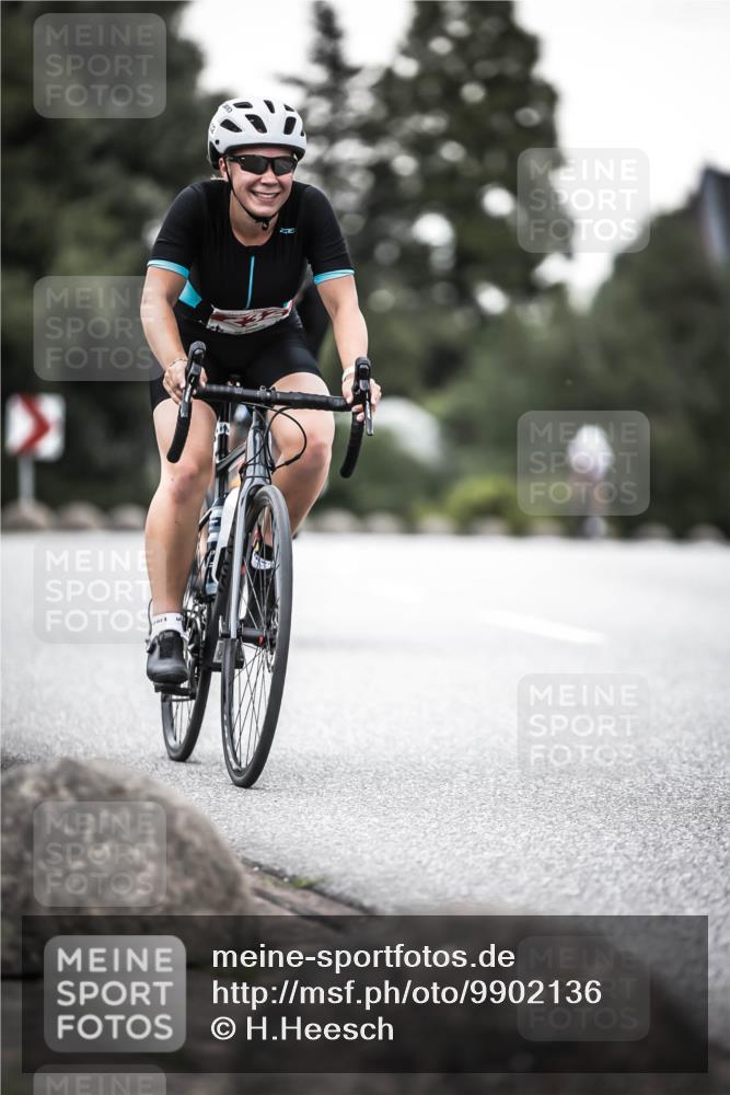 21.06.2026 - 29. Vierlanden-Triathlon H.Heesch http://msf.ph/oto/9902136 21.06.2026 10:13:07 Radfahren 36, 48, 70, 180, 232, 275, 429 meine-sportfotos.de