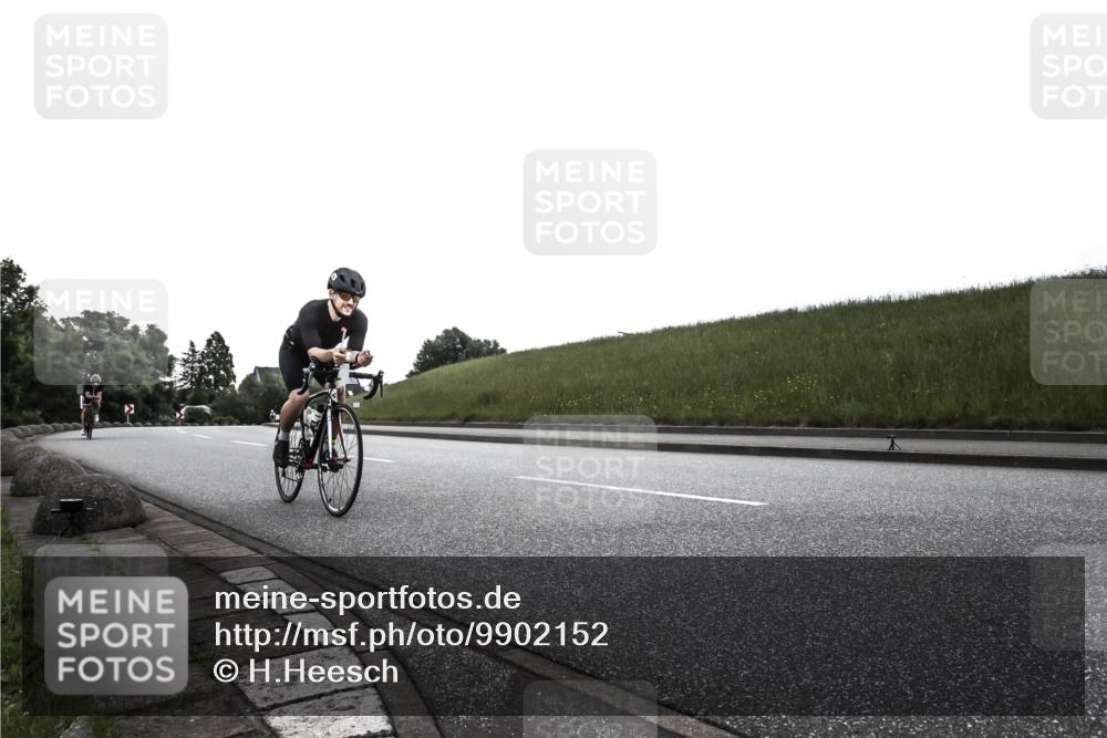 21.06.2026 - 29. Vierlanden-Triathlon H.Heesch http://msf.ph/oto/9902152 21.06.2026 09:36:01 Radfahren 75, 86, 90, 176, 200 meine-sportfotos.de