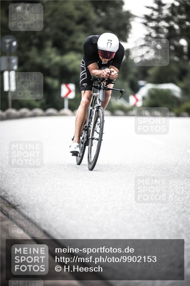 21.06.2026 - 29. Vierlanden-Triathlon H.Heesch http://msf.ph/oto/9902153 21.06.2026 09:46:04 Radfahren 45, 177, 210, 212, 293 meine-sportfotos.de