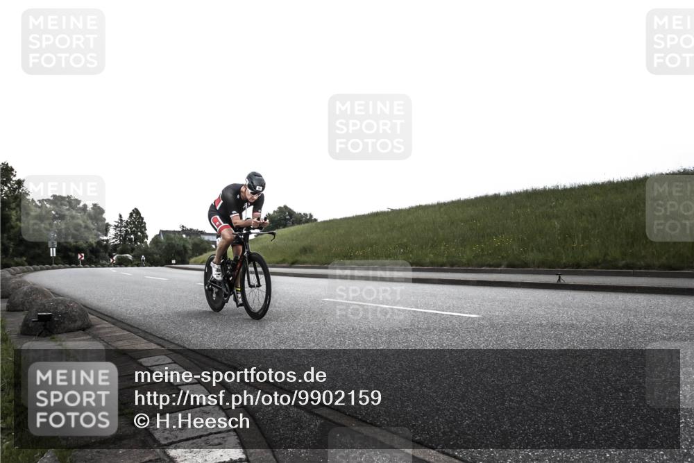 21.06.2026 - 29. Vierlanden-Triathlon H.Heesch http://msf.ph/oto/9902159 21.06.2026 09:36:03 Radfahren 75, 90, 176, 200 meine-sportfotos.de