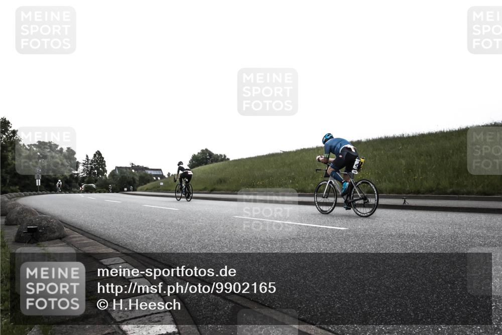 21.06.2026 - 29. Vierlanden-Triathlon H.Heesch http://msf.ph/oto/9902165 21.06.2026 09:36:07 Radfahren  meine-sportfotos.de