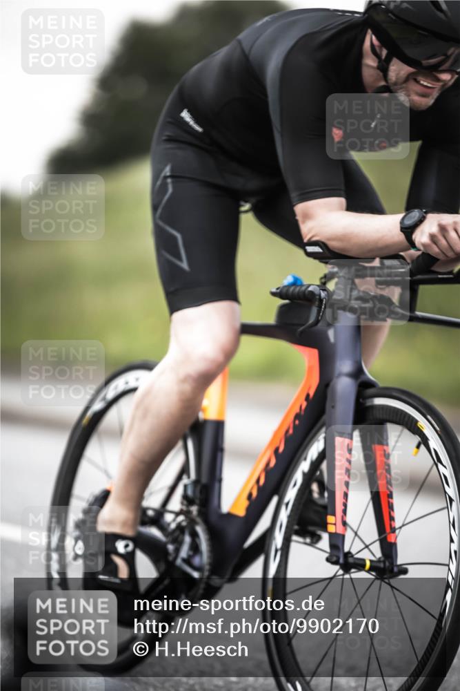 21.06.2026 - 29. Vierlanden-Triathlon H.Heesch http://msf.ph/oto/9902170 21.06.2026 10:13:08 Radfahren 36, 48, 70, 232, 275, 429 meine-sportfotos.de