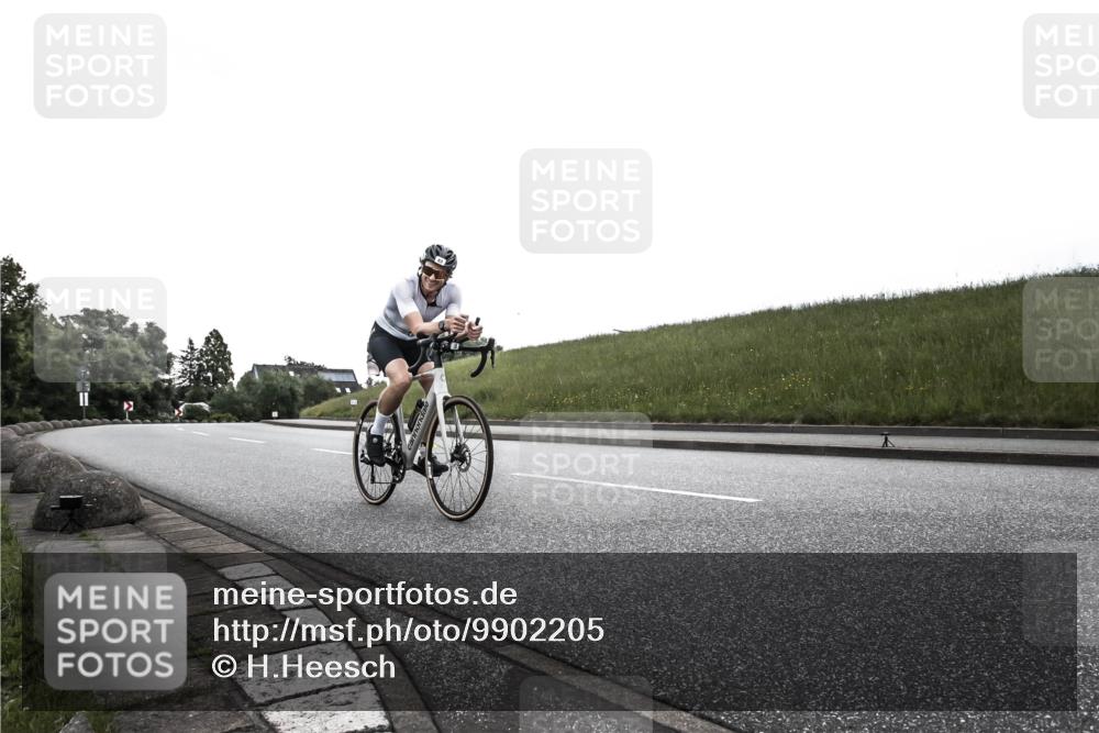 21.06.2026 - 29. Vierlanden-Triathlon H.Heesch http://msf.ph/oto/9902205 21.06.2026 09:37:09 Radfahren 83 meine-sportfotos.de