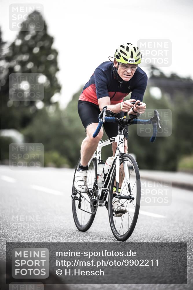 21.06.2026 - 29. Vierlanden-Triathlon H.Heesch http://msf.ph/oto/9902211 21.06.2026 09:47:05 Radfahren 148, 172, 288 meine-sportfotos.de