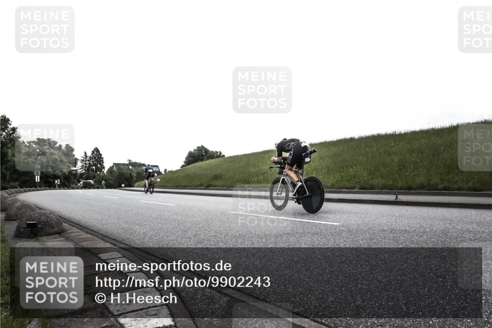 21.06.2026 - 29. Vierlanden-Triathlon H.Heesch http://msf.ph/oto/9902243 21.06.2026 09:39:00 Radfahren  meine-sportfotos.de
