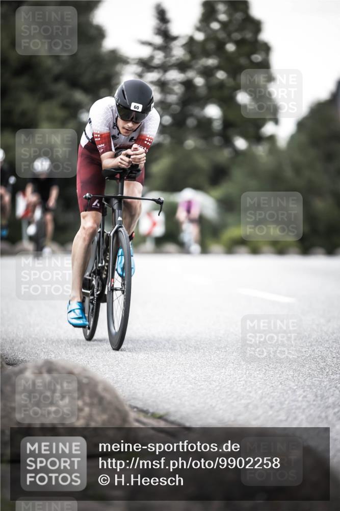21.06.2026 - 29. Vierlanden-Triathlon H.Heesch http://msf.ph/oto/9902258 21.06.2026 10:13:18 Radfahren 60, 126, 276, 395, 431 meine-sportfotos.de