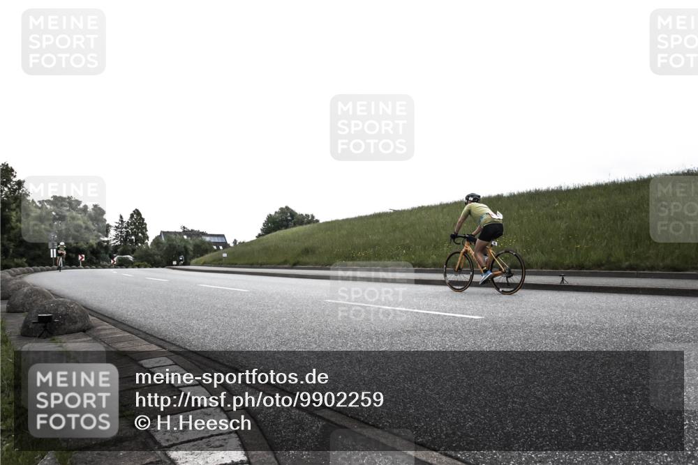 21.06.2026 - 29. Vierlanden-Triathlon H.Heesch http://msf.ph/oto/9902259 21.06.2026 09:39:35 Radfahren 22, 163, 213 meine-sportfotos.de