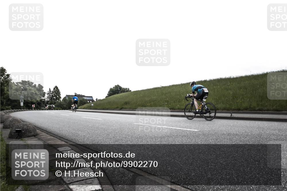 21.06.2026 - 29. Vierlanden-Triathlon H.Heesch http://msf.ph/oto/9902270 21.06.2026 09:39:42 Radfahren  meine-sportfotos.de