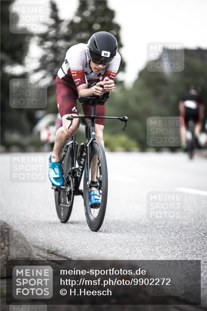 21.06.2026 - 29. Vierlanden-Triathlon H.Heesch http://msf.ph/oto/9902272 21.06.2026 10:13:18 Radfahren 60, 126, 276, 395, 431 meine-sportfotos.de